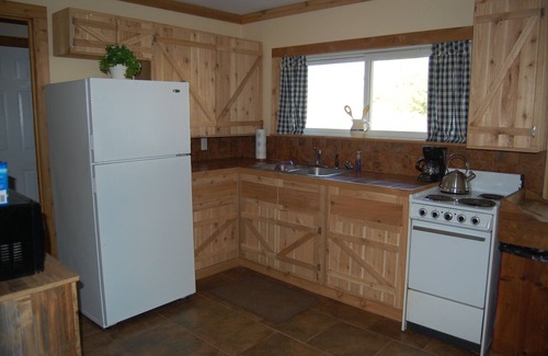 Grand Saline Cabin | Circle P Cabins - First Monday Trade Days - Now with 4 cabins on 3 acres