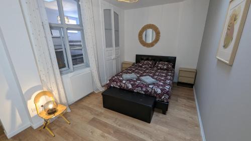 Verdun Apartment | CITADELLE - 3 chambres - 4 Lits - Centre ville - Proche Gare - WIFI - Géré par PrestaZen'Services