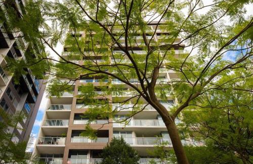 Adelaide Central Business District Apartment | City apartment, pool & carpark