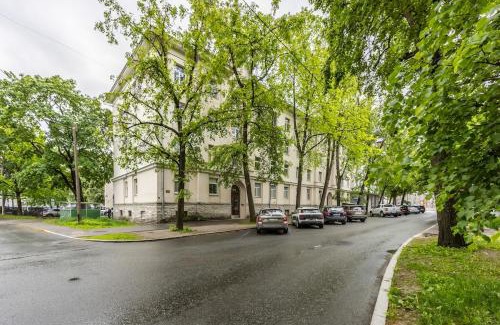 Kesklinn Apartment | City center, High ceilings, 75m2 2BR Free parking