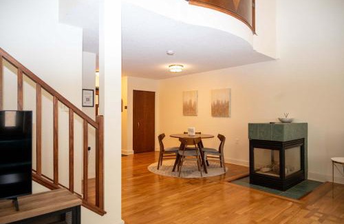 Downtown Apartment | City Council Chambers