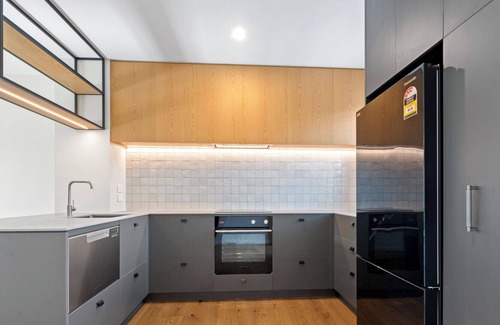 Mangere Bridge Cottage | City Fringe Lifestyle - Mangere Bridge Townhouse