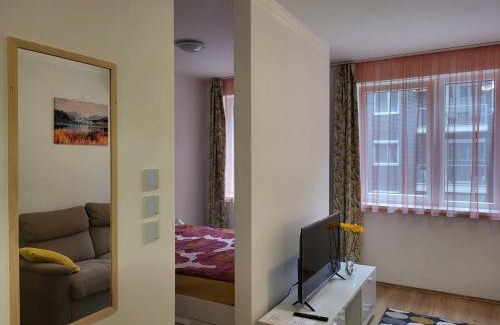 Ferencvaros Apartment | City Home near Danube