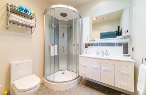 Rotorua Bed & Breakfast | City Lights Boutique Lodge