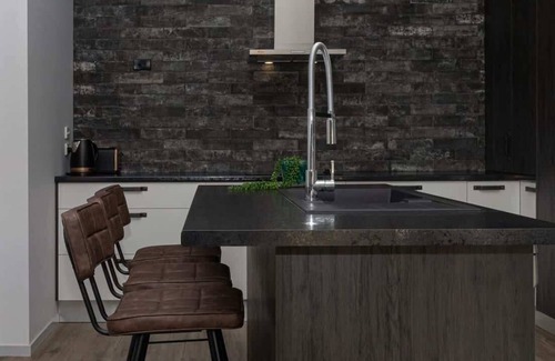New Plymouth Apartment | City Living Unit 3 - 5 min stroll to CBD