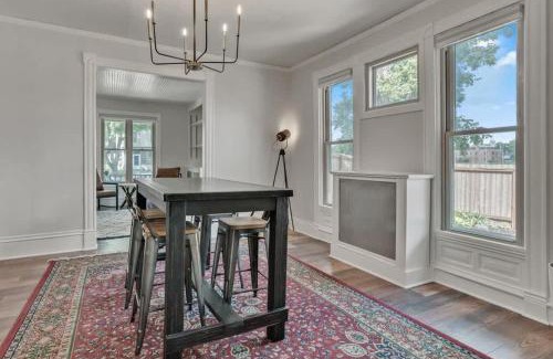 Downtown Minneapolis House | City Oasis Awaits Cozy DT Home With Hot Tub Vikings