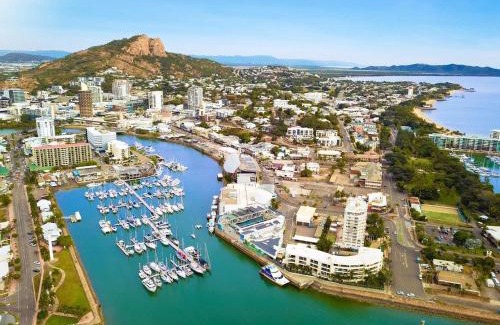 Townsville Apartment | City Stadium 2