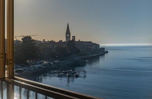 City Center Apartment | City Vibes Apartment with Balcony and Spectacular View