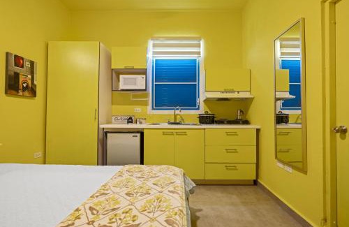 Sagrado Corazon Apartment | City View Artistic Studio Close to Everything MM4