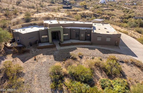 Laveen Village House | CITY VIEWS RESORT-PHOENIX /WESTGATE ARENA/TEMPE-HUGE HOUSE&GUEST HOUSE,POOL&SPA