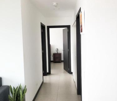 Rohrmoser Apartment | CityScape Properties 2br AC 754 ft2 Amenities 24 hours Concierge