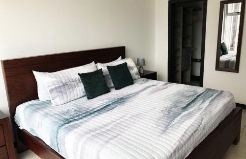 Rohrmoser Apartment | CityScape Properties 2br AC 754 ft2 Amenities 24 hours Concierge