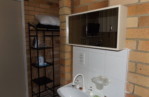 Grafton Hotel | Civic Motel