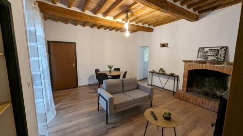 Umbertide Apartment | Civico 14