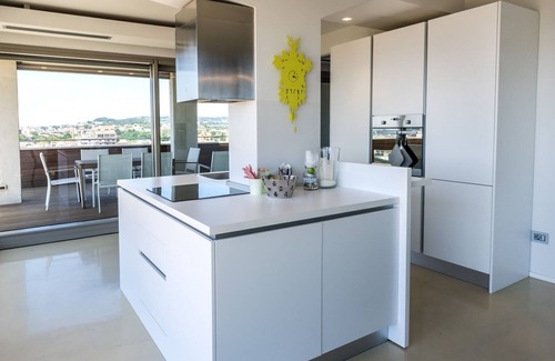 Civitanova Marche Apartment | Civitanova, noble apartment facing the sea - Between sky and sea