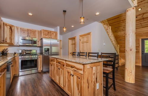 McHenry House | CJ's Mountain Lodge | Indoor Pool, Hot Tub, Fire Pit