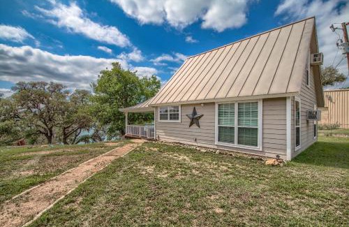 Canyon Lake House | CL 1105C A Shore Thing