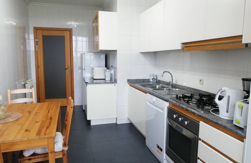 Vila Nova de Gaia Apartment | Close to the beach and port