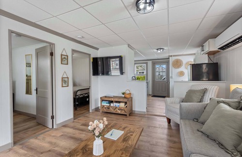 Hampton Cabin | Clam Cove - Heart of Hampton Beach!