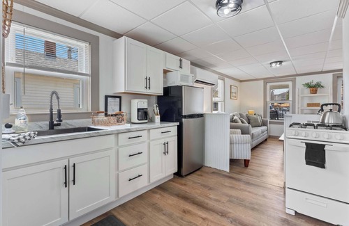Hampton Cabin | Clam Cove - Heart of Hampton Beach!