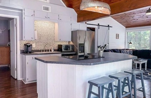 Scroggins Cabin | Clancy's Canoe: Lakefront Cypress Springs Cabin, Boat Slip, Kayak, Deck & More