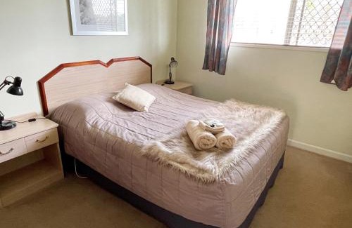 Glen Innes Hotel | Clansman Motel