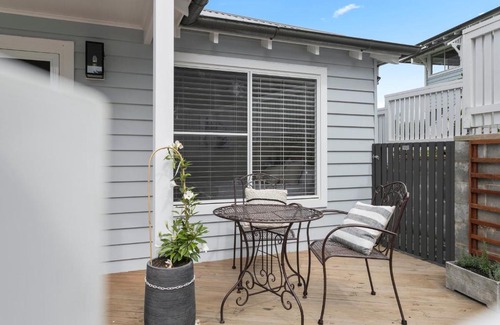 Milton House | Clara’s cottage