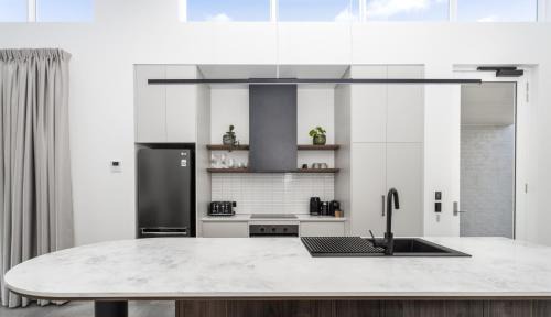 Clare Apartment | Clare Hillside Apartments