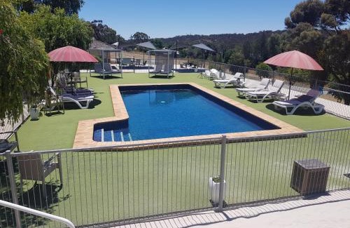 Clare Hotel | Clare Valley Motel