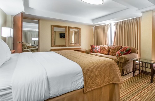 Broken Arrow Hotel | Clarion Hotel Broken Arrow - Tulsa