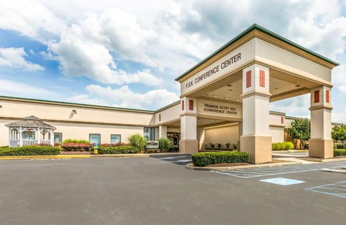 Frederick Hotel | Clarion Inn Frederick Event Center