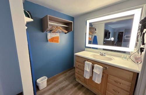 Fort Collins Hotel | Clarion Inn