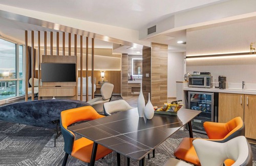 Kenora Hotel | Clarion Lakeside Inn & Conference Centre