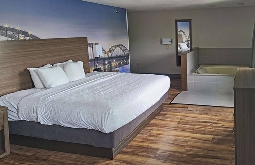Bettendorf Hotel | Clarion Pointe Bettendorf - Quad Cities