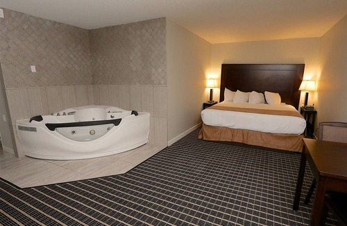 Medicine Hat Hotel | Clarion Pointe