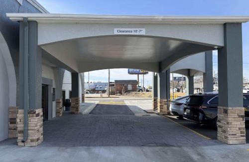 Decatur Hotel | Clarion Pointe Decatur Downtown