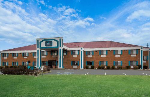 Harrodsburg Hotel | Clarion Pointe Harrodsburg-Danville