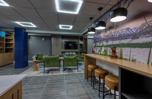 Decatur Hotel | Clarion Pointe