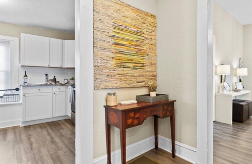 Athens House | ClarkeHouseAthens-Walk to EVERYTHING⚡️UGA⚡️Sanford⚡️Downtown-Sleeps 8-GUEST FAV
