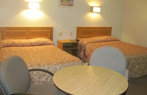 Clarkson Hotel | Clarkson Village Motel