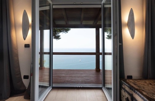 Faro Villa | Claro de Lua Villa 5 suites seaview San Felice Circeo