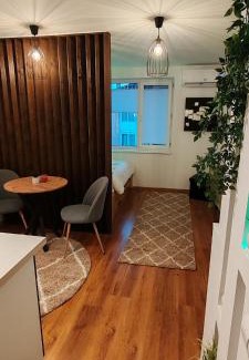 Hunedoara Apartment | Class Studio Central HD