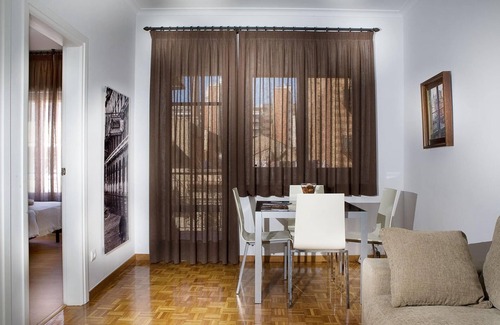 El Camp de l'Arpa del Clot Apartment | CLASSBEDROOM SAGRADA FAMILIA APARTMENT