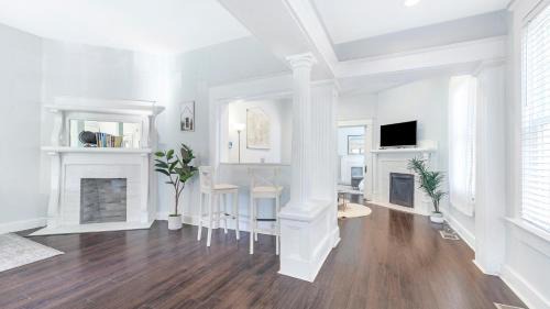 Midtown Apartment | Classic 1 Bedroom Apt in Midtown, ATL
