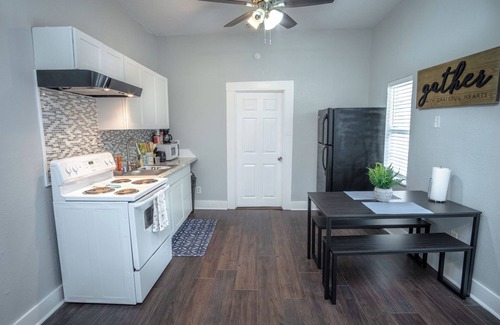 Five Points Apartment | Classic 1br/1ba Charming Apt w/Modern Upgrades