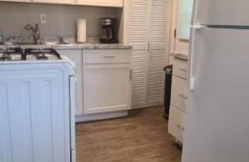 Indian River House | Classic 2BR Cabin Peaceful & Relaxing Stay