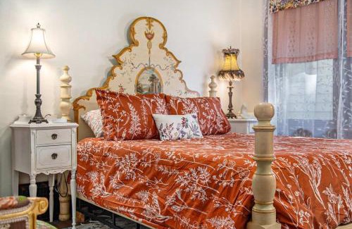 Southeast Omaha House | Classic 4BR Bowery Hill Gem Near Top Spots