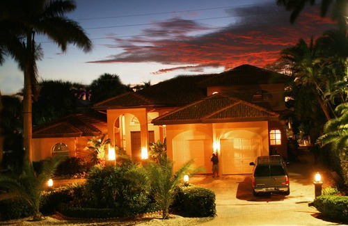 Coury House | Classic house in the BEST KCB location - Immediate access to open ocean and bay