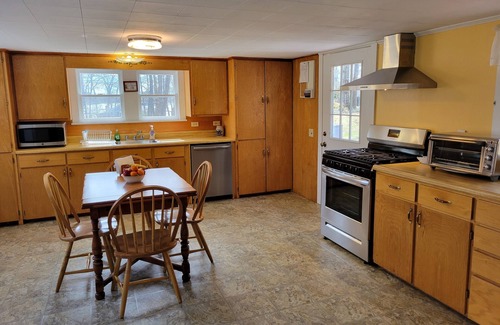 Harpswell House | Classic Maine House, wrap around deck, water activity a walk away.