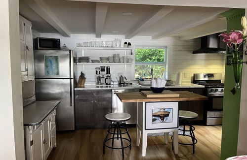 Windham Cottage | Classic Maine waterfront cottage on pristine Highland Lake Windham/Falmouth